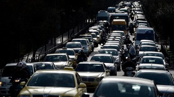 Τελευταία ημέρα σήμερα για πληρωμή των τελών και κατάθεση πινακίδων